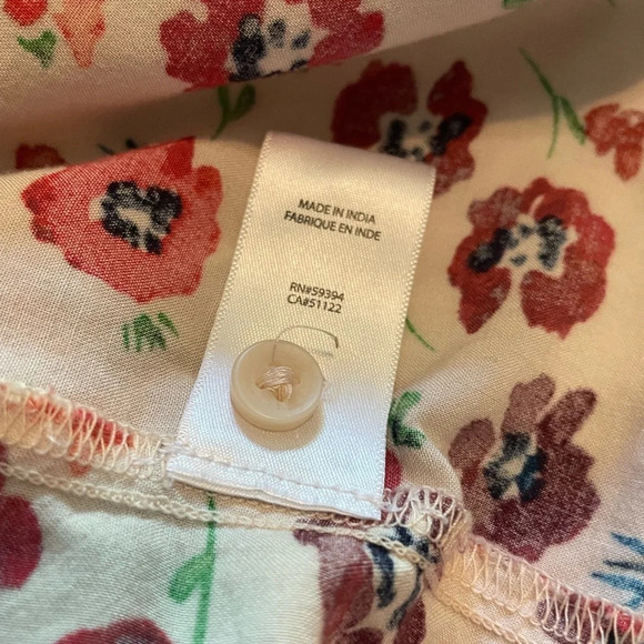 Beachlunchlounge Floral Button Down Short Sleeve Cuffed Blouse Shirt Medium EUC - Picture 9 of 10